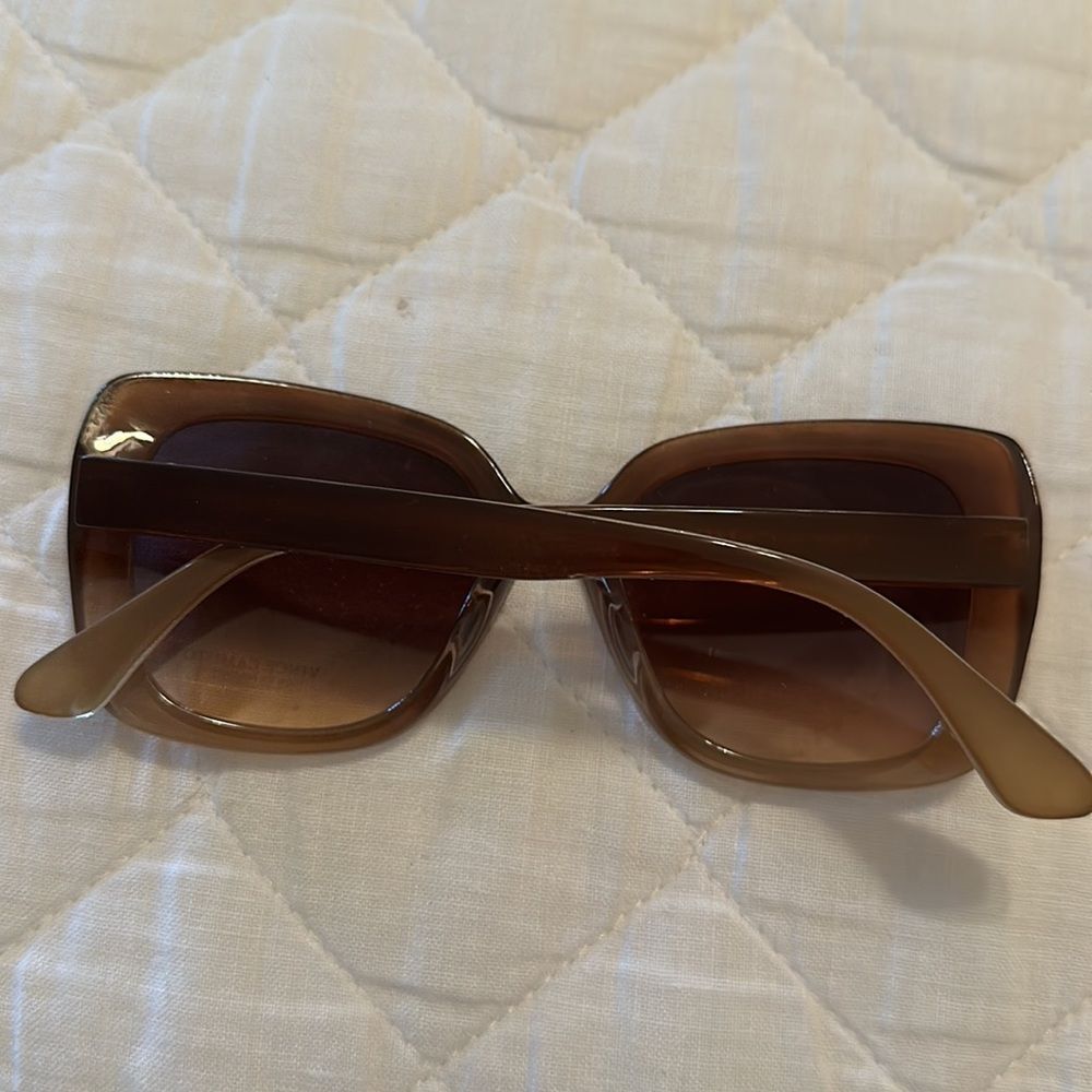 NWT Vince Camuto Brown Ombré Cat Eye Sunglasses - Picture 11 of 11